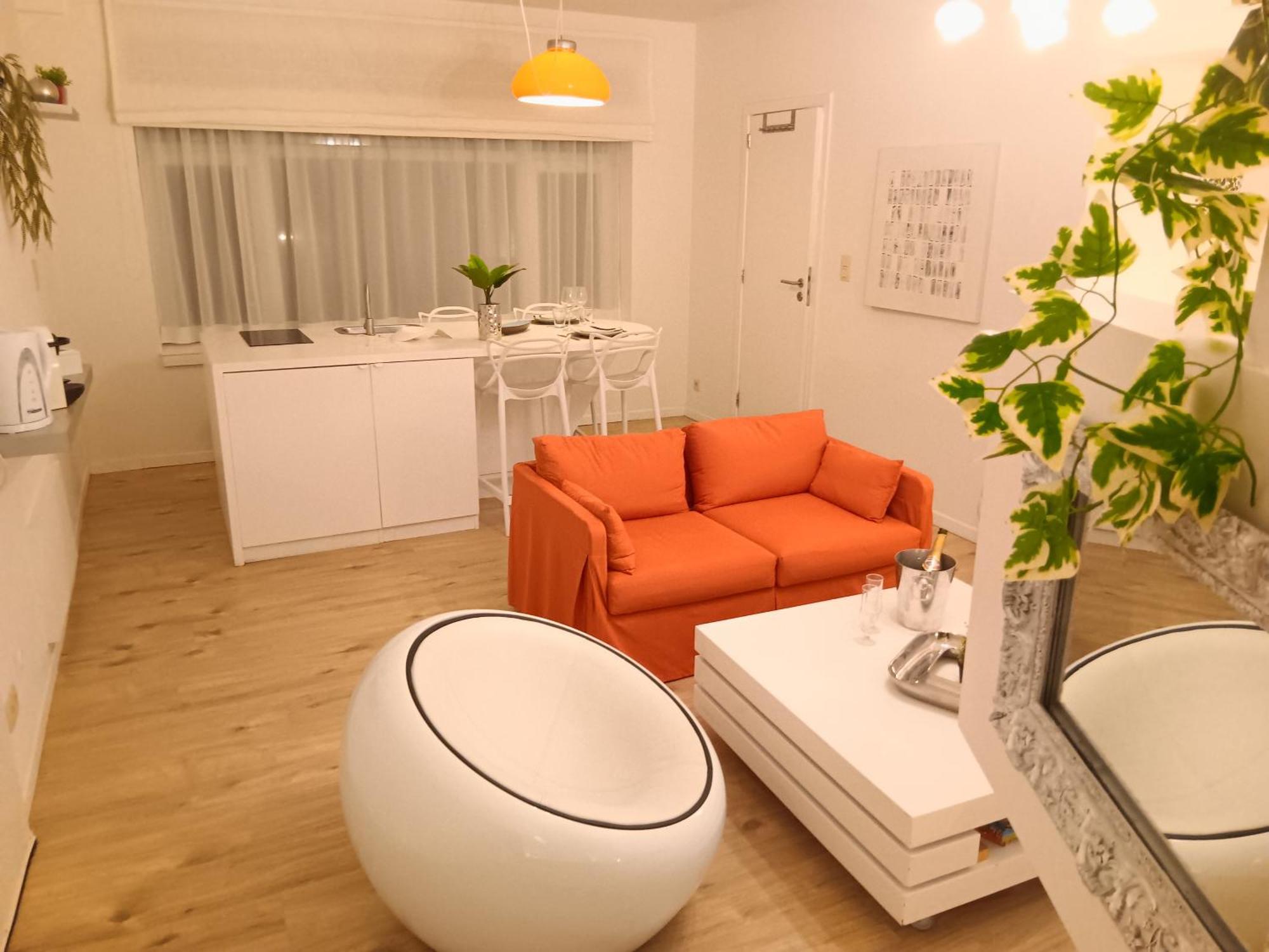 The Luxury White Suite Σαρλρουά Εξωτερικό φωτογραφία
