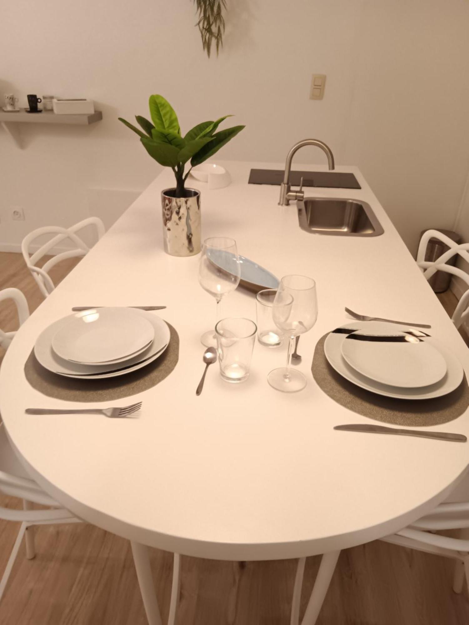The Luxury White Suite Σαρλρουά Εξωτερικό φωτογραφία